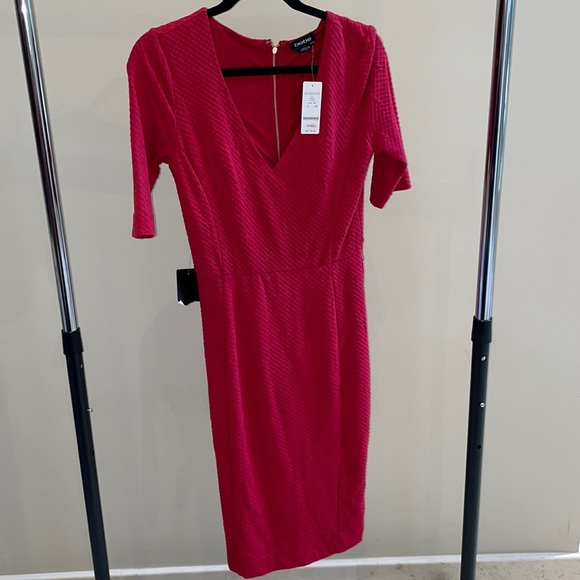NWT BEBE VNECK MIDI DRESS! - Picture 1 of 5